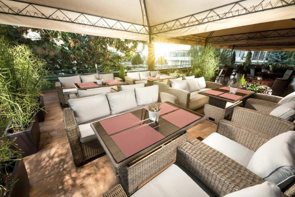 Hotel Zlaty Byk Rimavská Sobota Esterno foto