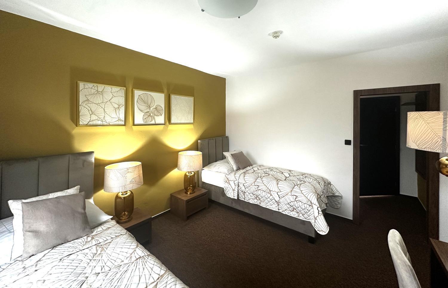 Hotel Zlaty Byk Rimavská Sobota Esterno foto