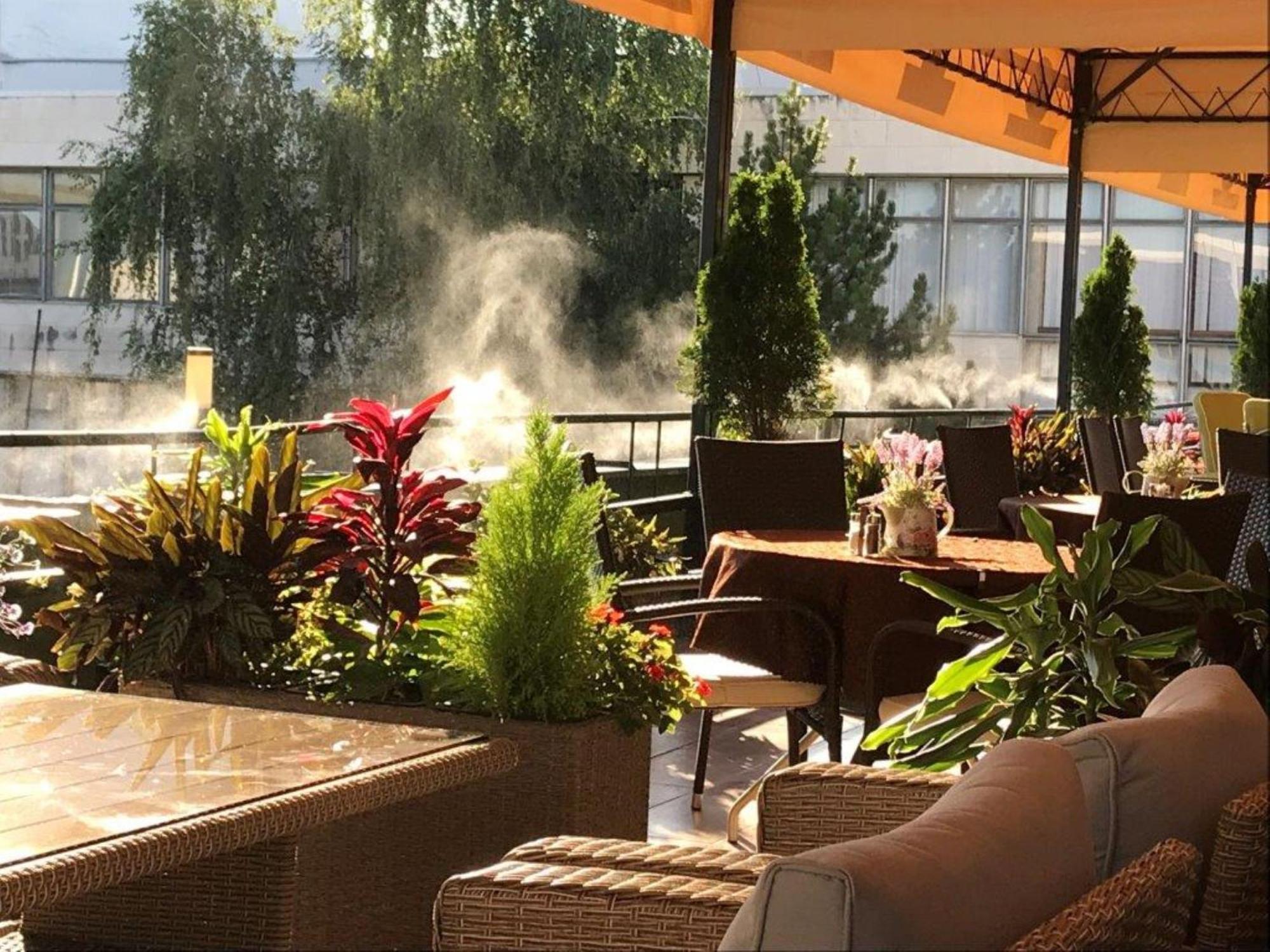 Hotel Zlaty Byk Rimavská Sobota Esterno foto